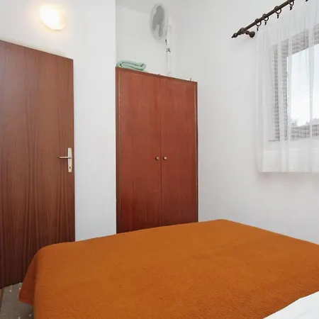Nemira 5884b Apartment *