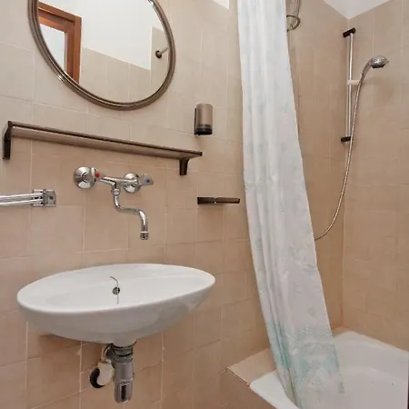 Nemira 5884b Apartment *